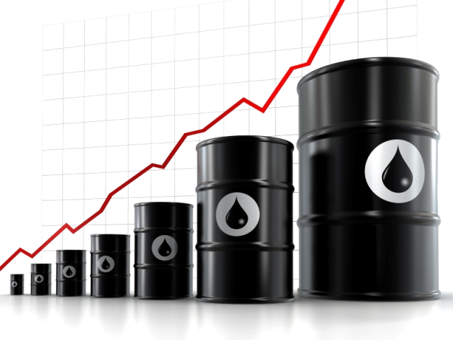 Oil spikes as US inventories tumble