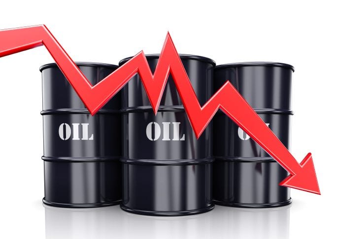 Oil drops 5.1% in 5-week low