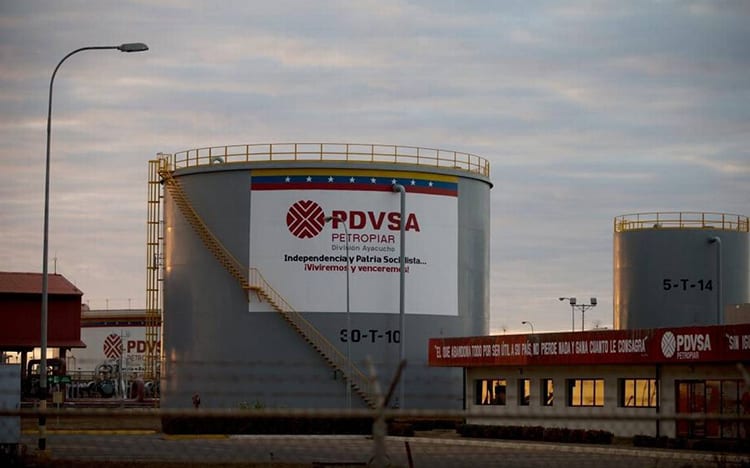 Venezuela said to prepare plan B should U.S. ban oil imports