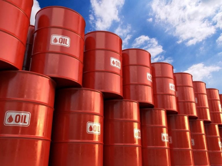 Oil reverse losses amid concerns of tight supply