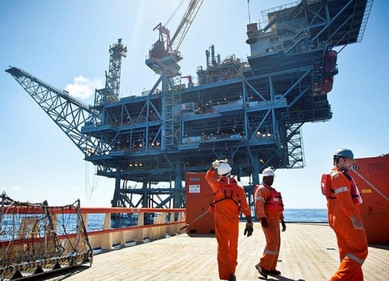 Hundreds of Norway oil workers go on strike, Shell shuts Knarr Field