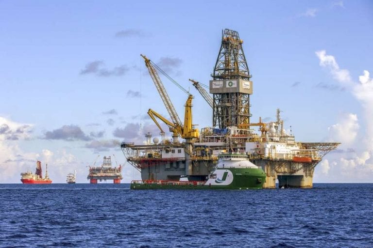 BP detects 1 billion barrels of oil at Thunder Horse field