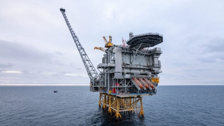 BP profits dive 66% as UK O&G industry faces 30,000 job losses