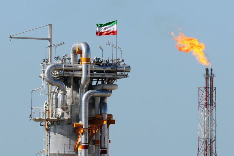 Iran will develop oil industry despite U.S. sanctions