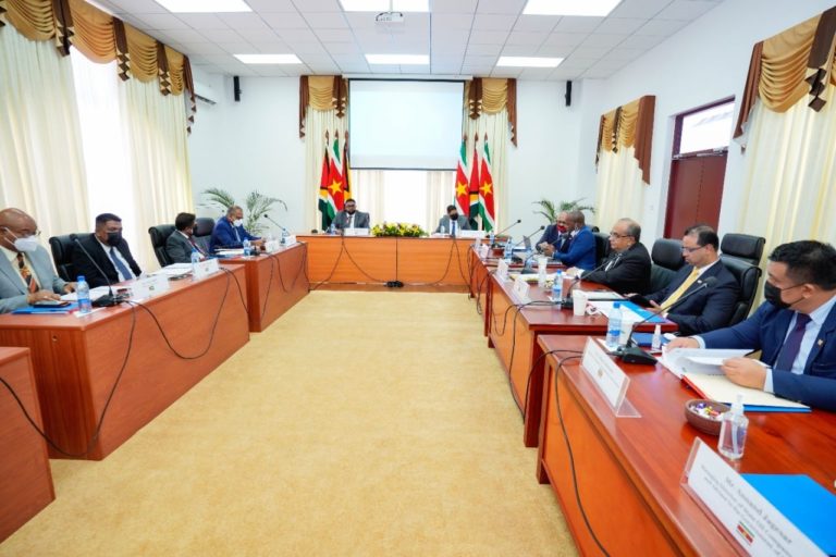 Guyana and Suriname discuss establishment of common oil & gas strategy