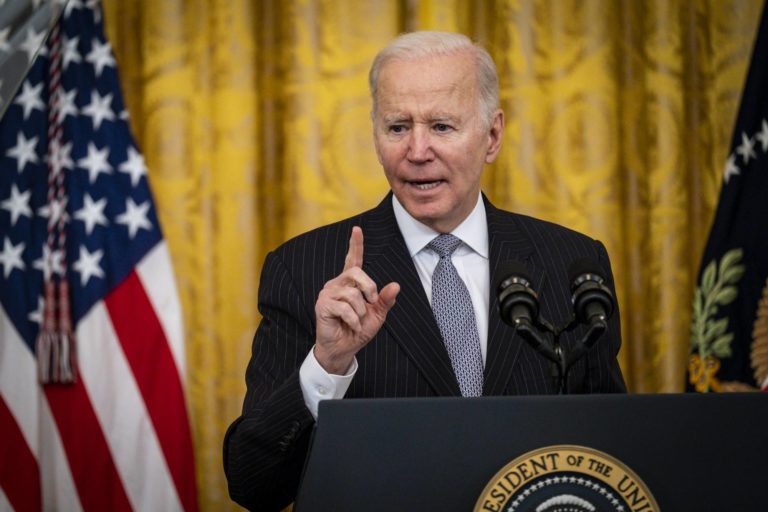Biden announces historic oil reserve release, plans to punish oil companies for not increasing production