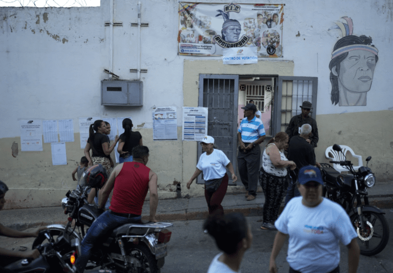 Low voter turnout seen on Venezuela’s referendum day but Maduro claims victory