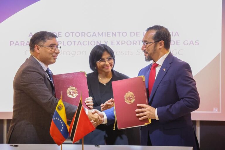 Trinidad, Venezuela, Shell sign Dragon gas license 