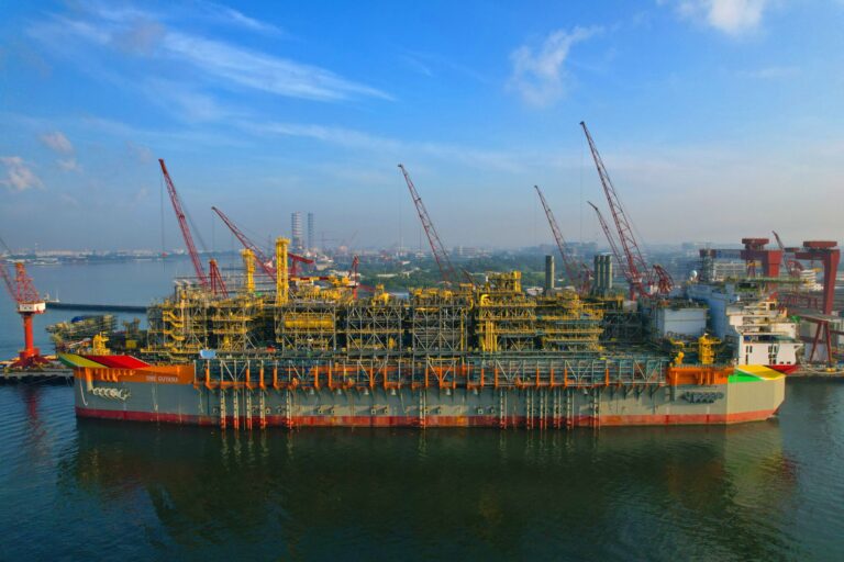 ONE GUYANA FPSO 75% complete, topsides modules successfully installed – SBM Offshore 